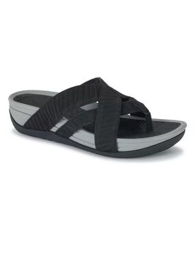 BareTraps Black Crisscross Slide Sandals